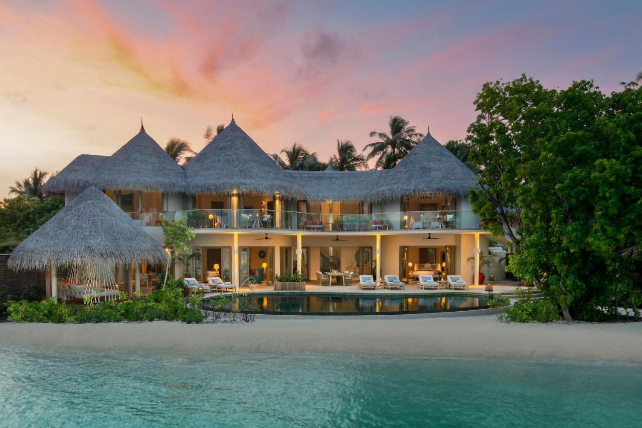 The Nautilus Maldives Hotel Kamadhoo Buitenkant foto