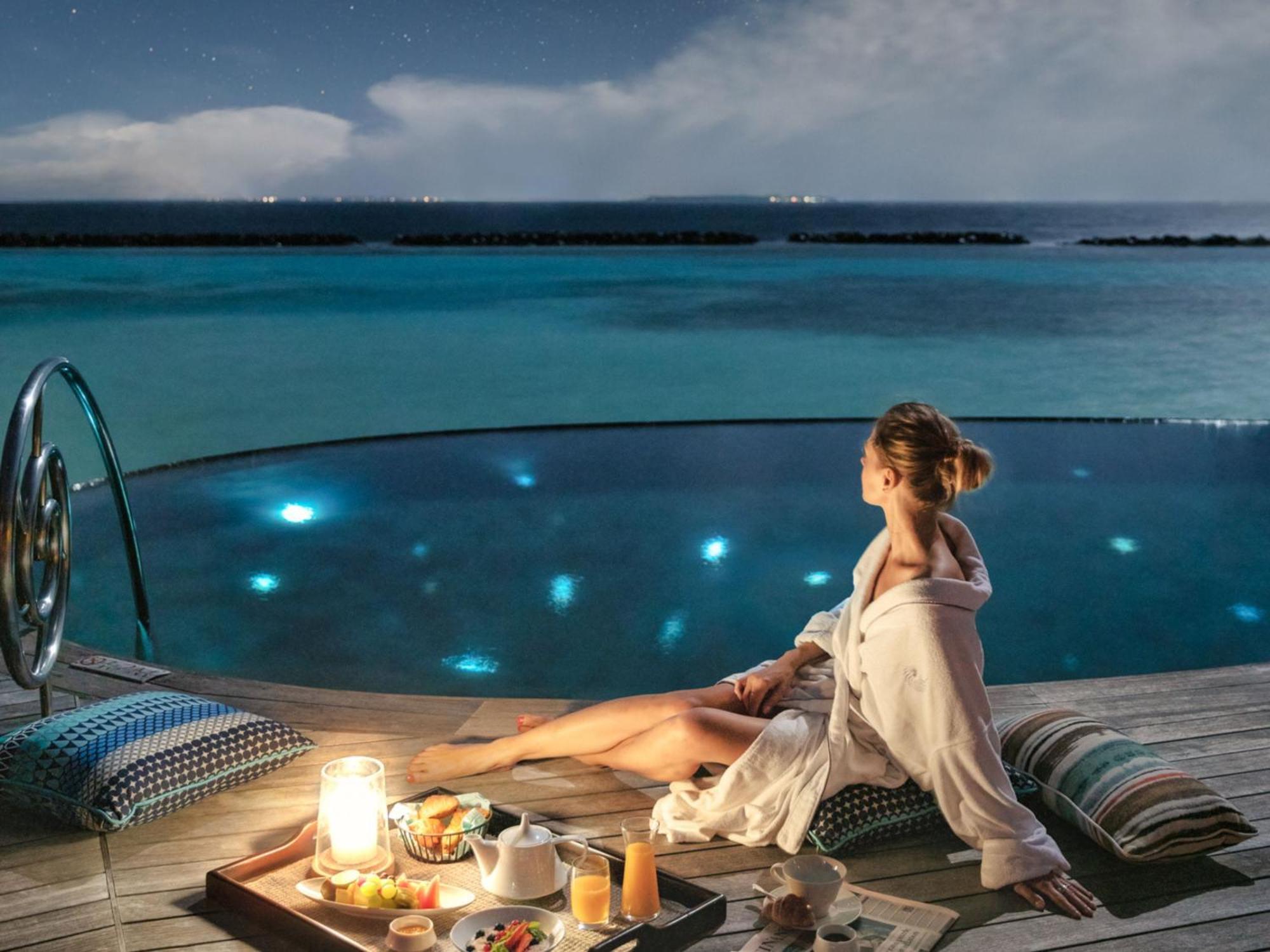 The Nautilus Maldives Hotel Kamadhoo Buitenkant foto