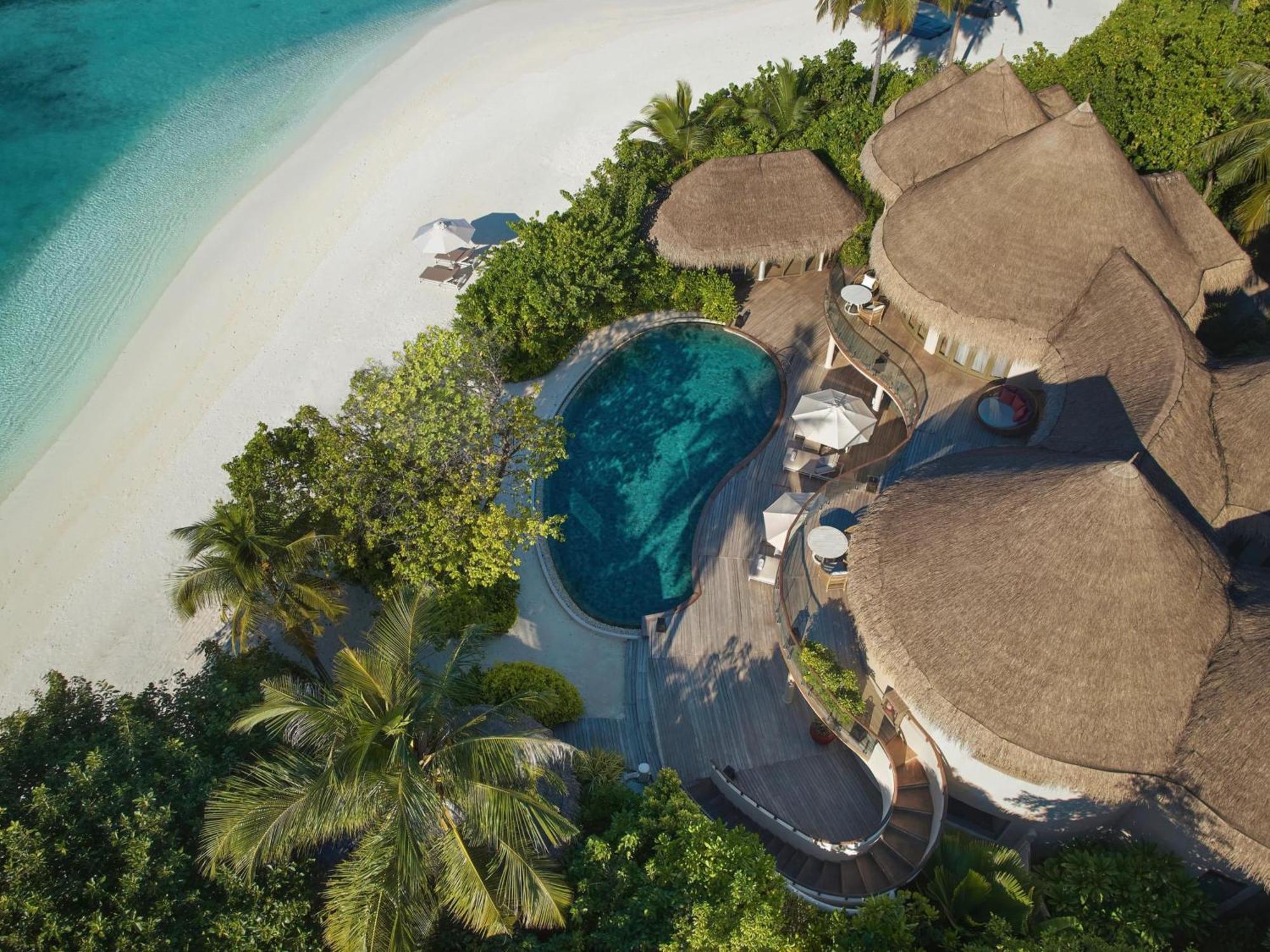 The Nautilus Maldives Hotel Kamadhoo Buitenkant foto